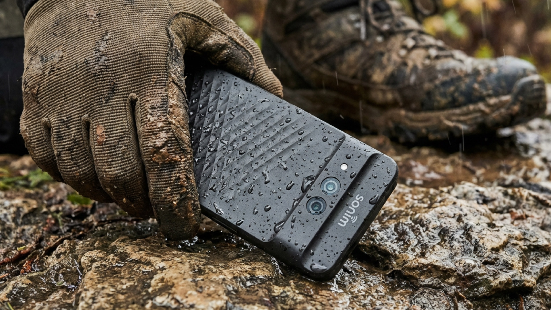 Rugged device for demanding field operations